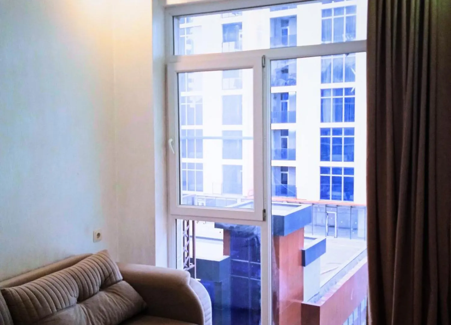 Отдохните У Моря С Комфортом - Почувствуйте Себя Как Дома Batumi Apartament